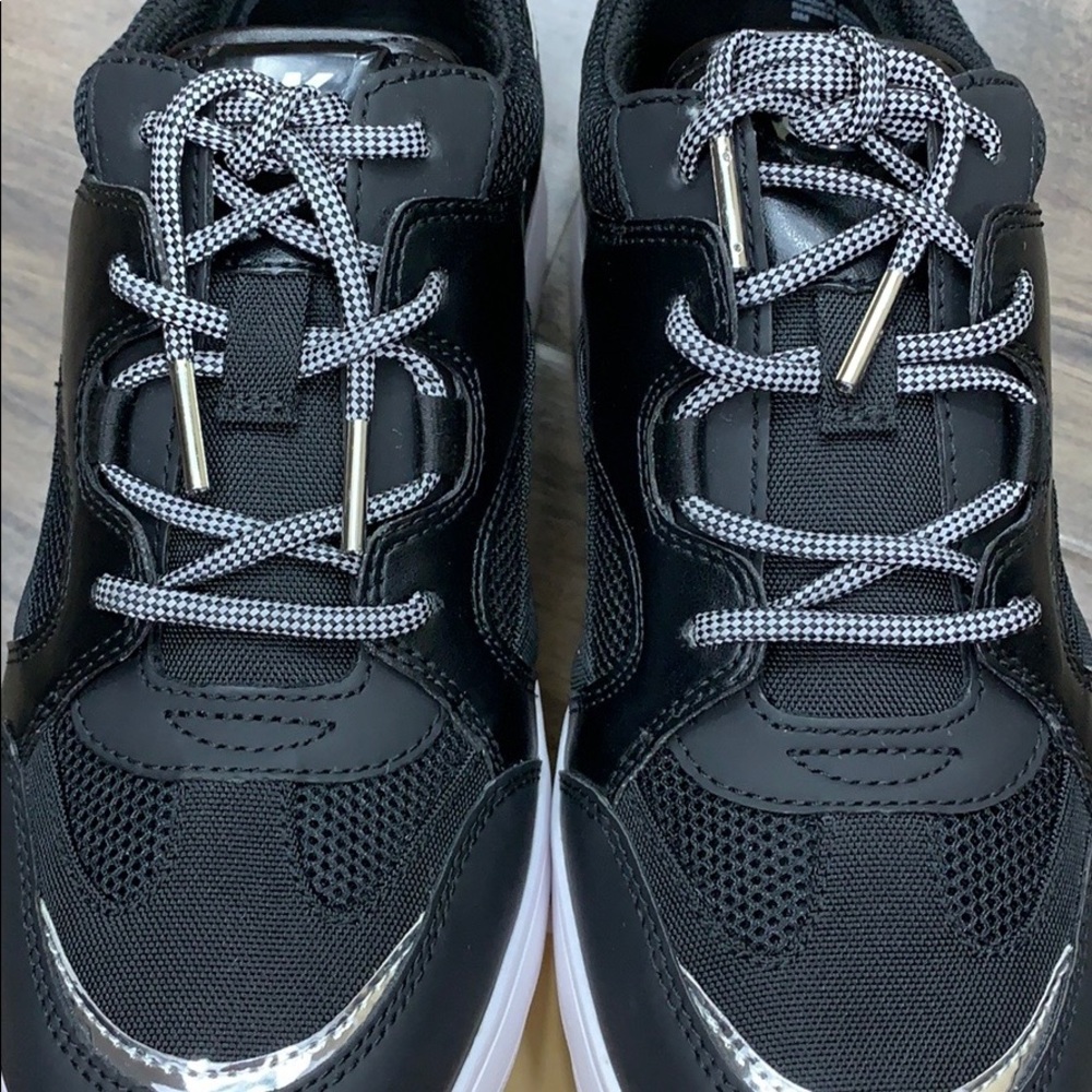 MICHAEL KORS OCTAVIA TRAINER TECH CANVAS BLACK - Picture 12 of 16